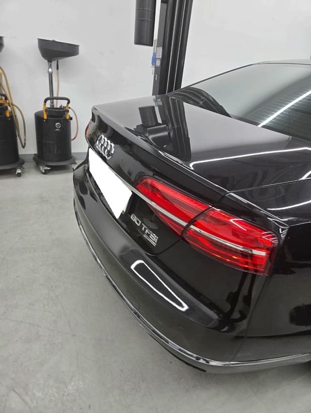 2015 Audi New A8 60 TFSI Quattro (005194) pre-producted 10