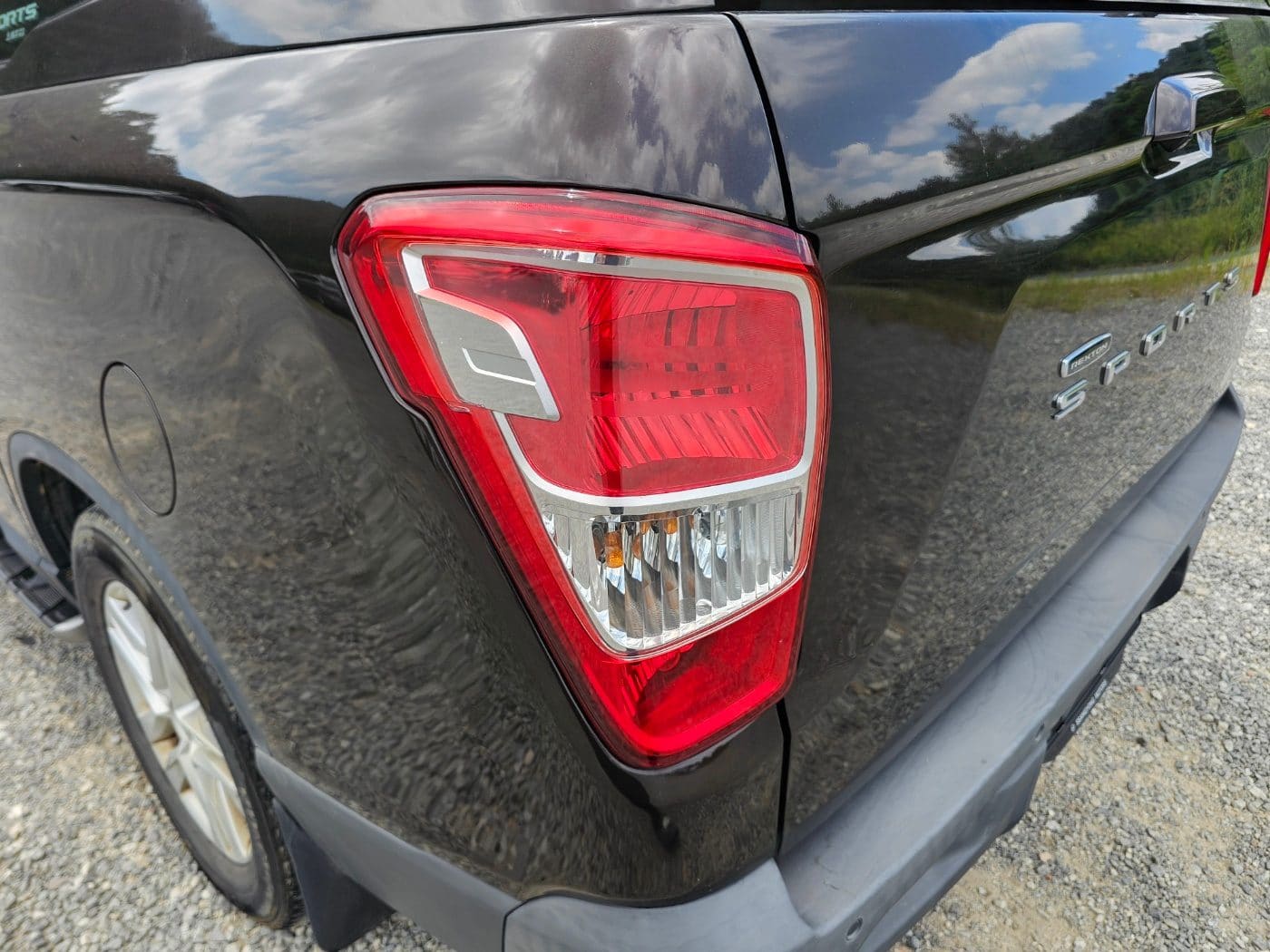 2018 KGM Rexton Sports 4WD Diesel 2.2 (S/N: 004804) 9