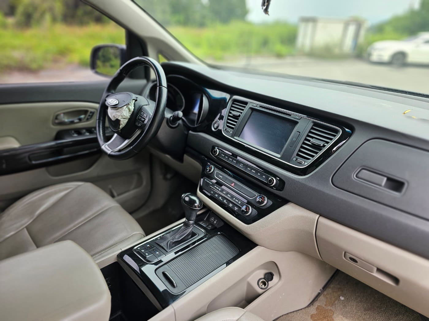 2016 Kia All New Carnival Diesel Limousine (S/N: 092376) 49