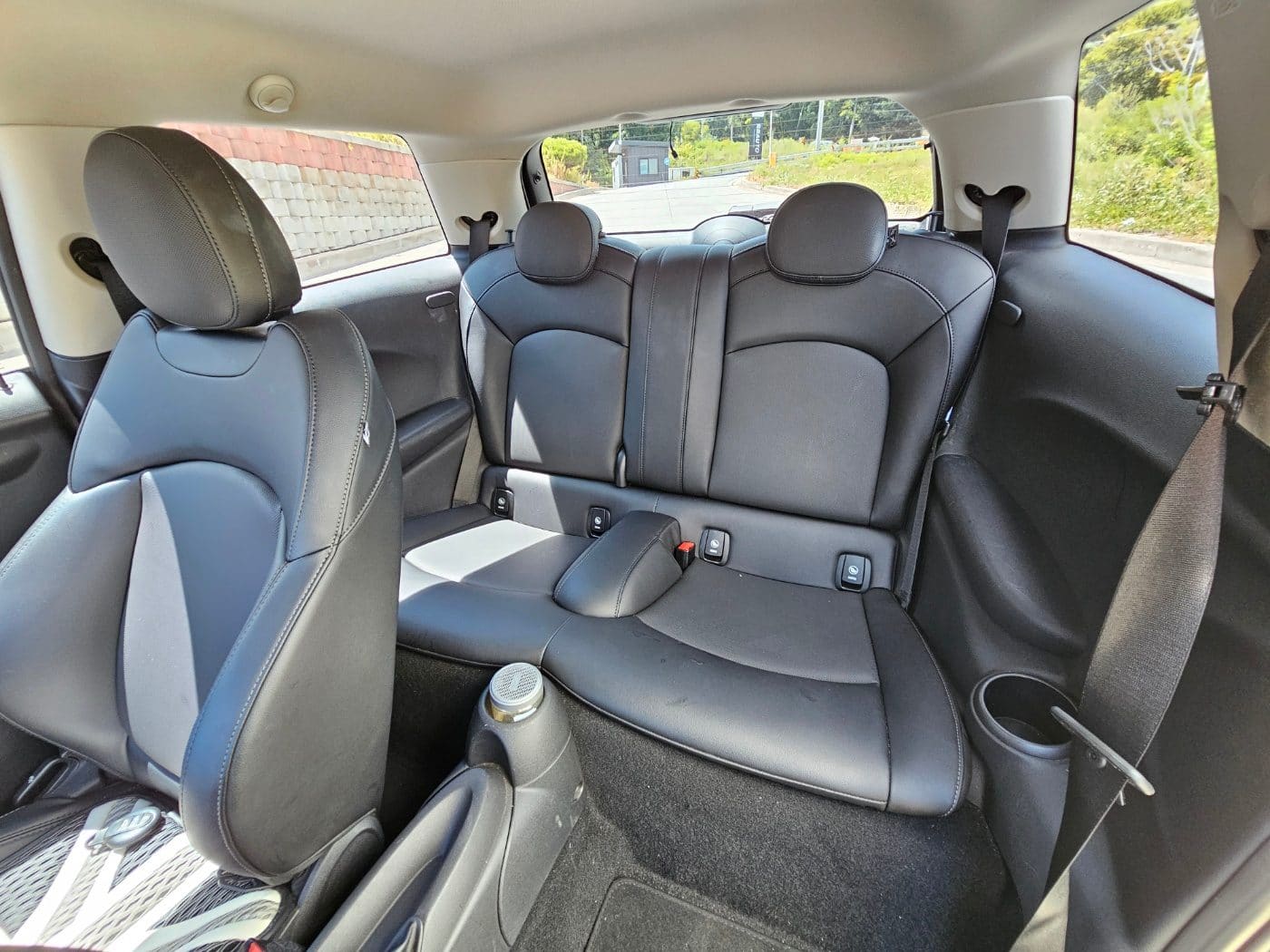 2015 Mini Cooper D (S/N: 957011) 31
