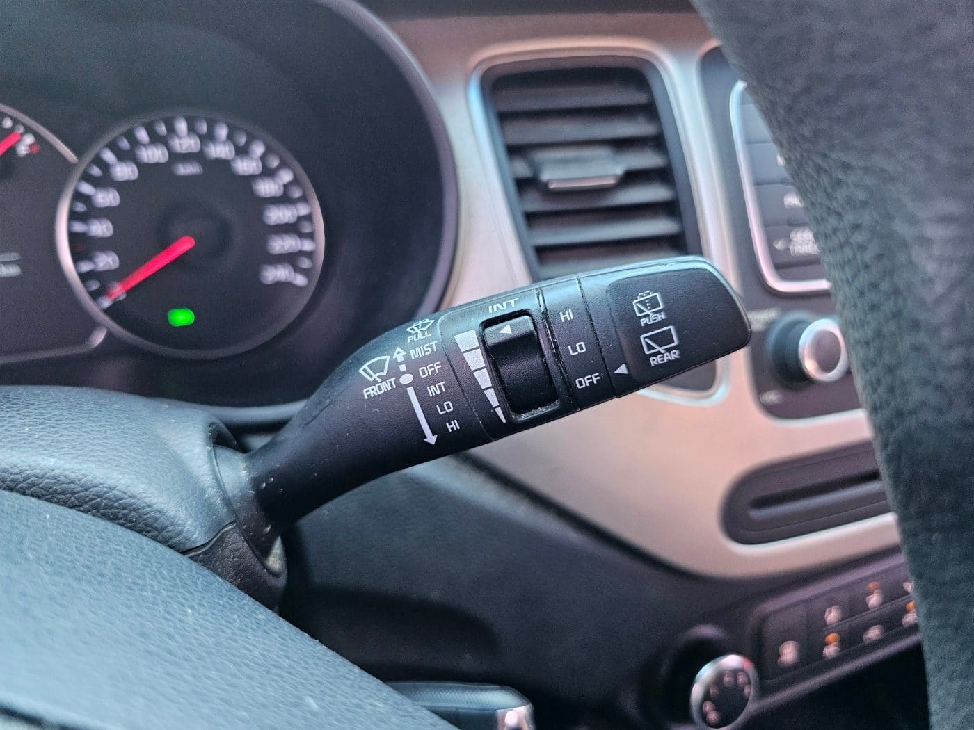 2017 Kia The New Carens 2.0 LPI (S/N: 166208) 42