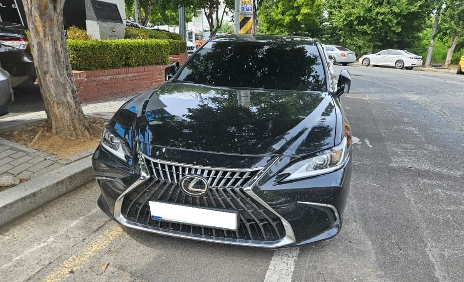 2023 Lexus  ES300h 7th Gen (015028) pre-producted