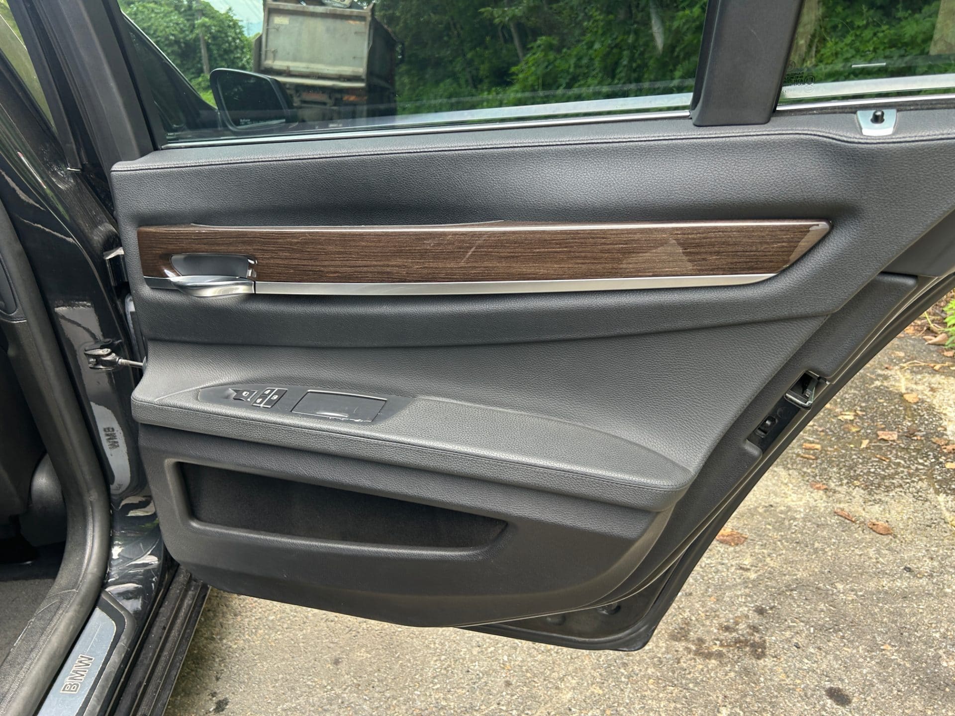 2010 BMW 7 Series (F01) 740 i (S/N: 367883) 29
