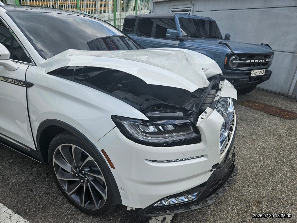 2022 Lincoln Nautilus 2.7 202 AWD (L01899) pre-producted 8