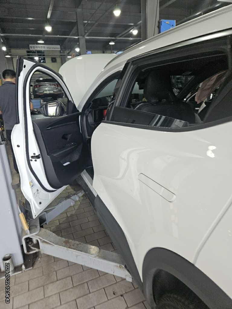2026 Renault SCENIC E-TECH techno (282548) pre-producted 5