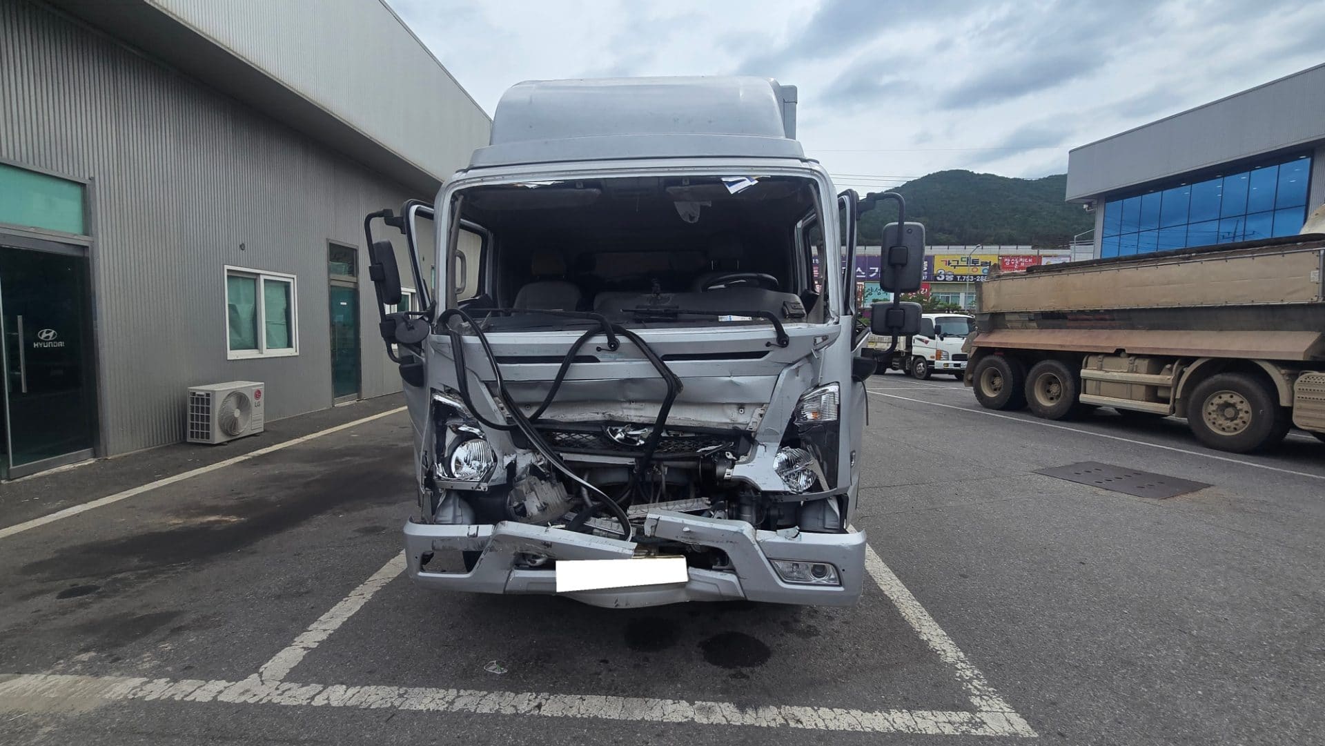 2021 Hyundai Cargo Mighty Super Cab (058650) pre-producted