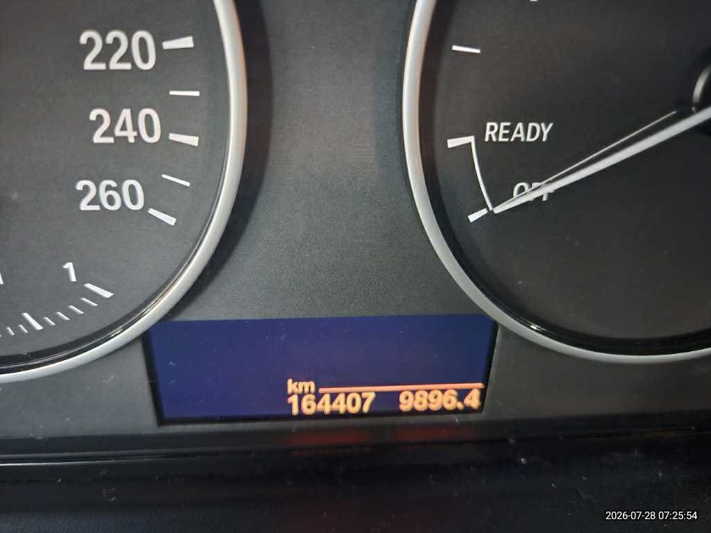 2014 BMW 1 Series Urban (V07233) pre-producted 4
