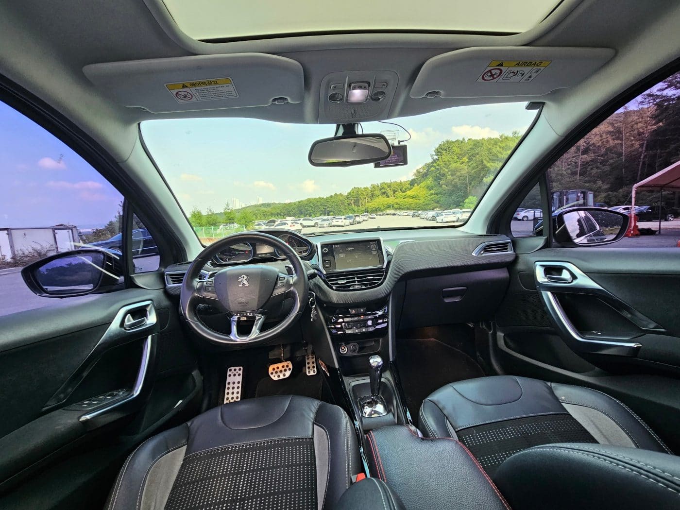 2015 Peugeot 2008 1.6 E-HDI (S/N: 045004) 31