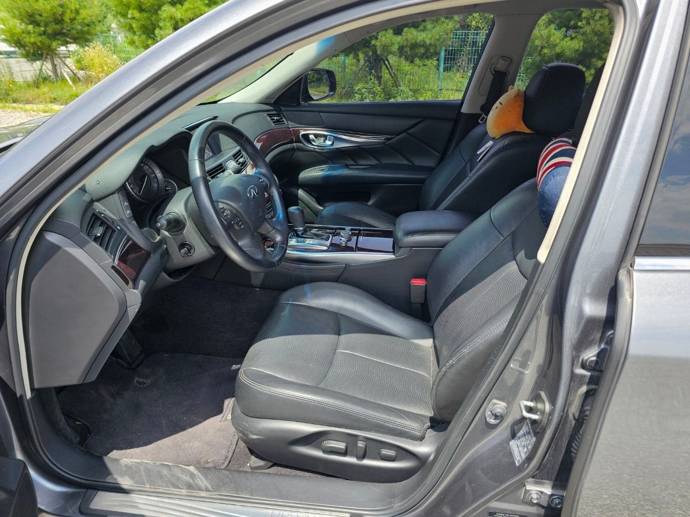2016 Infiniti Q70 3.7 (S/N: 580157) 36