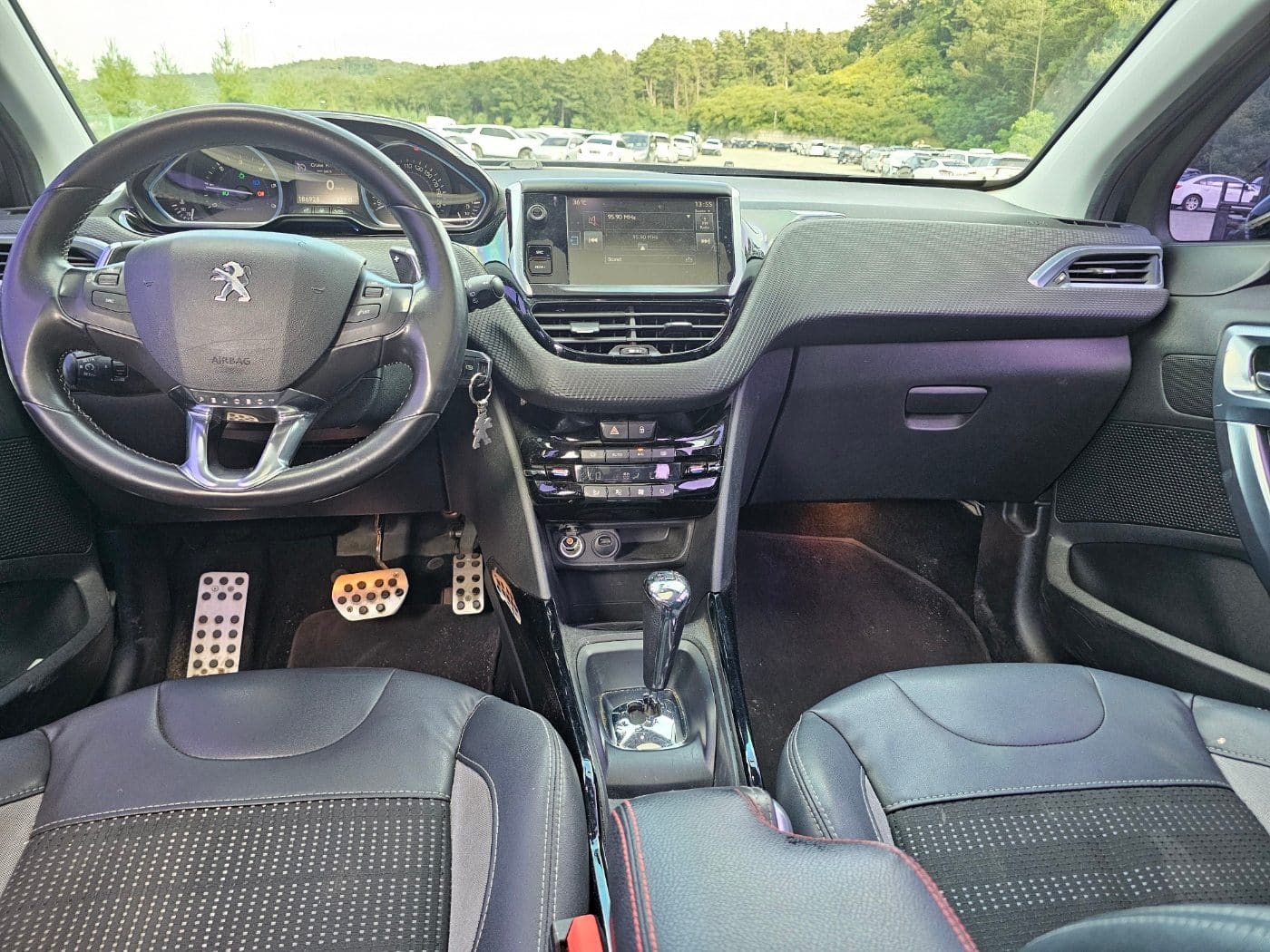 2015 Peugeot 2008 1.6 E-HDI (S/N: 045004) 33