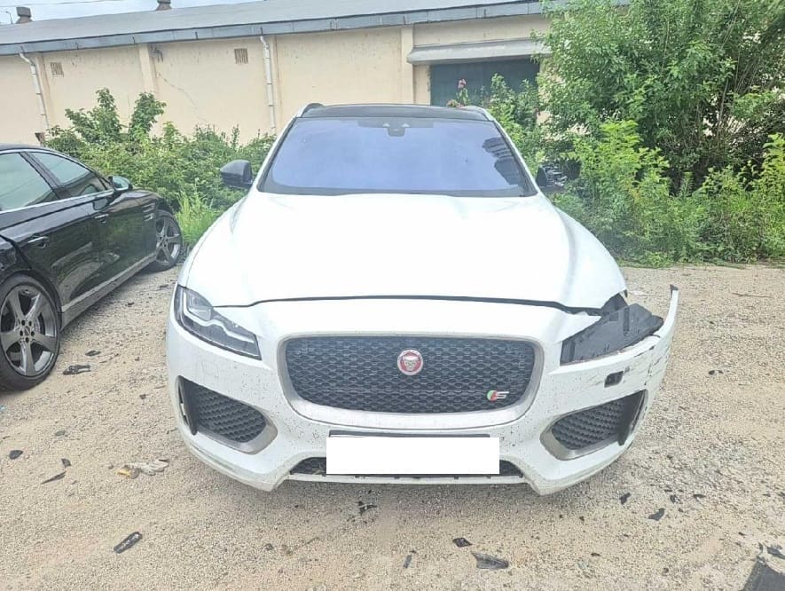 2017 Jaguar  F-PACE 30d S (S/N: 089776) [RB Auction]