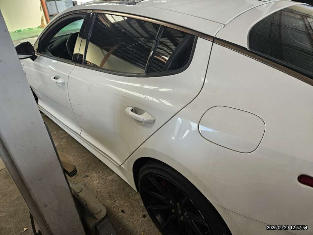 2020 Kia Stinger 3.3L Turbo Gasoline AWD GT (084702) pre-producted 9
