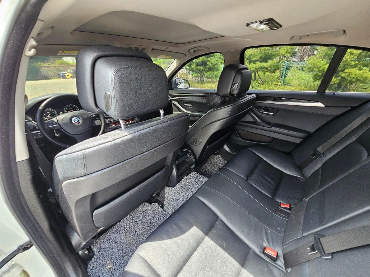 2013 BMW  5 Series (F10) 520d (S/N: Y57947) 27