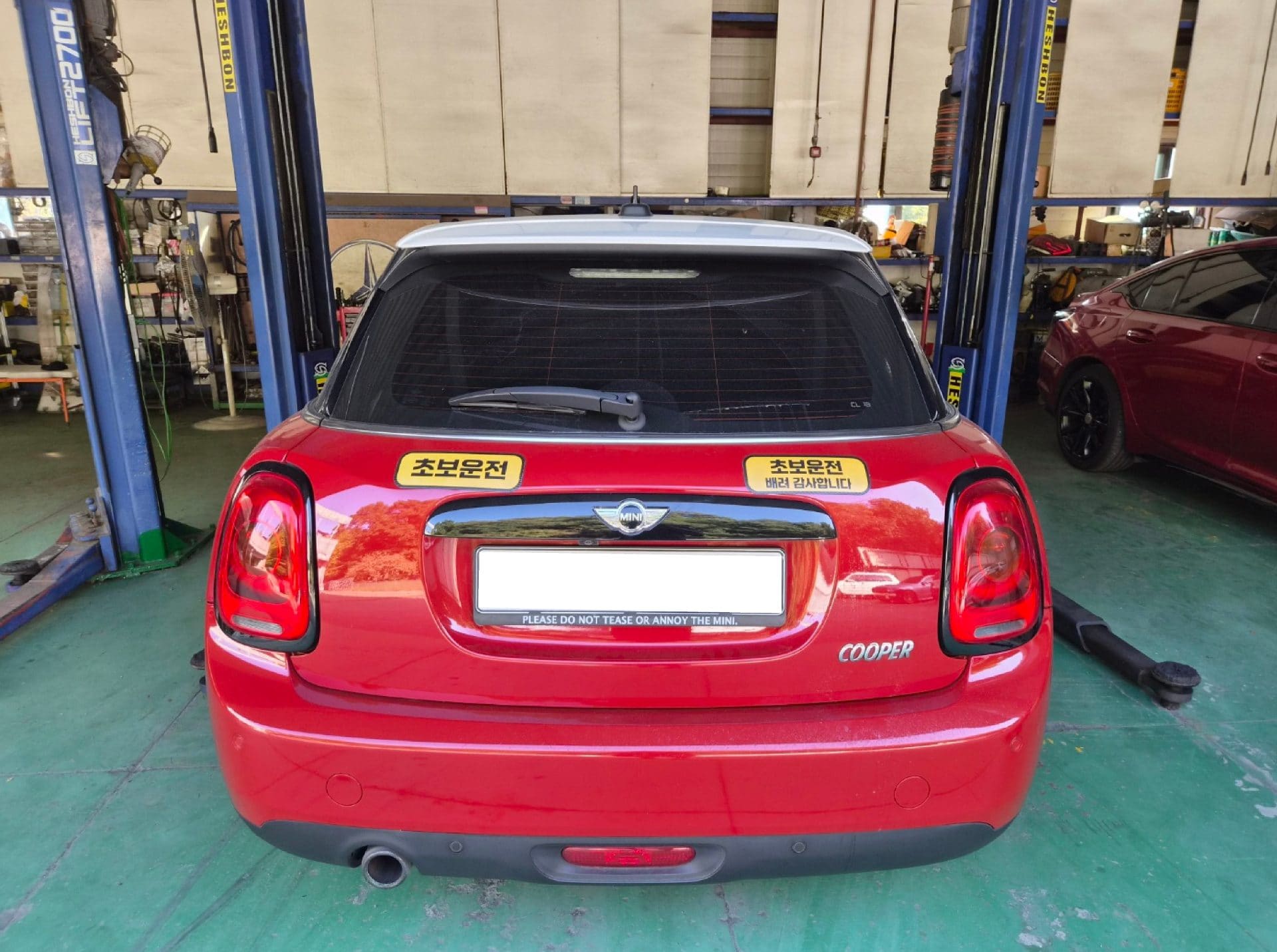 2018 MINI Cooper 5-Door (G05977) pre-producted 5