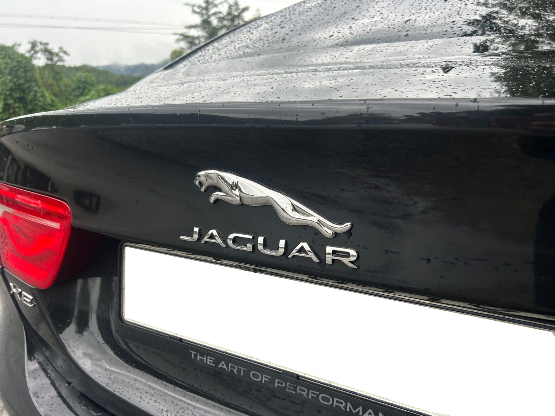 2018 Jaguar XE 2.0D (S/N: P24131) 11