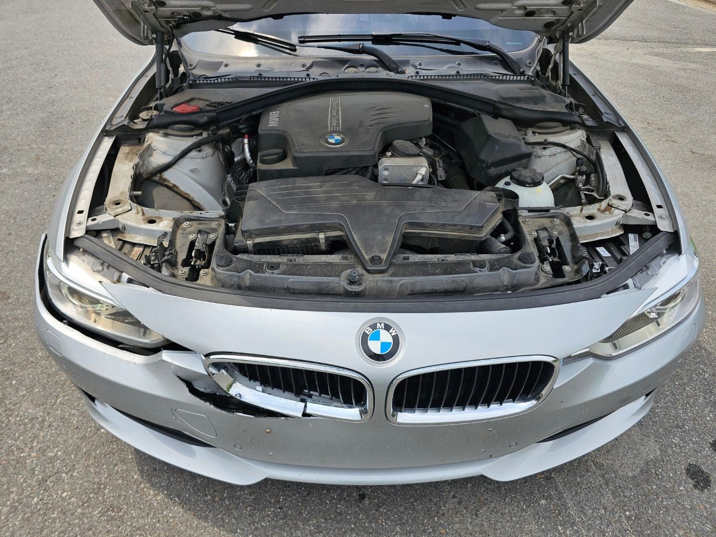 2014 BMW 3 Series (F30) 320i (S/N: 093911) 24