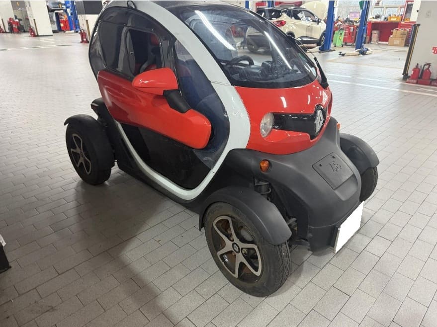 2018 Renault Twizy EV Intens (069434) pre-producted 2