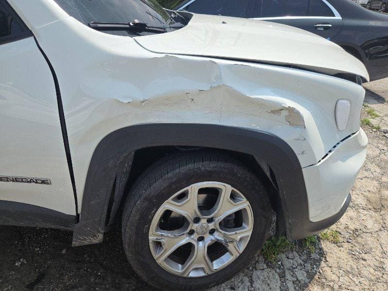 2021 Jeep Renegade 2.4 Limited AWD (N15713) pre-producted 4