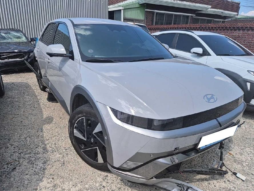 2025 Hyundai The New Ioniq 5 Long Range 4WD (S/N: 304427) [RB Auction]