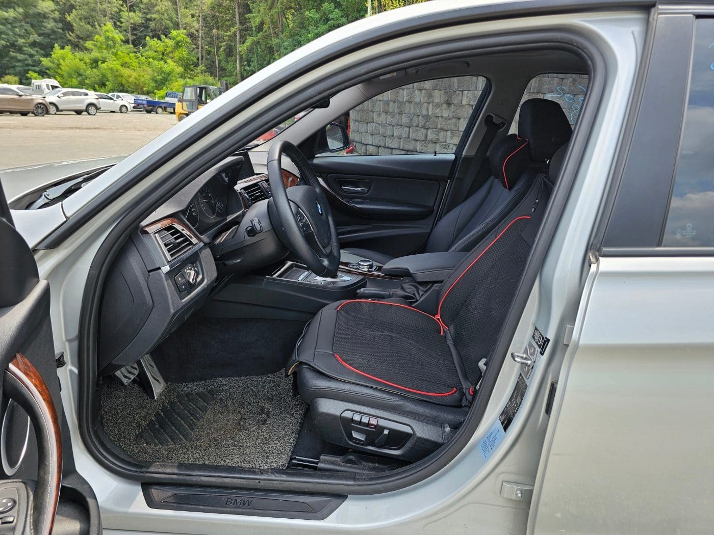 2014 BMW 3 Series (F30) 320i (S/N: 093911) 37