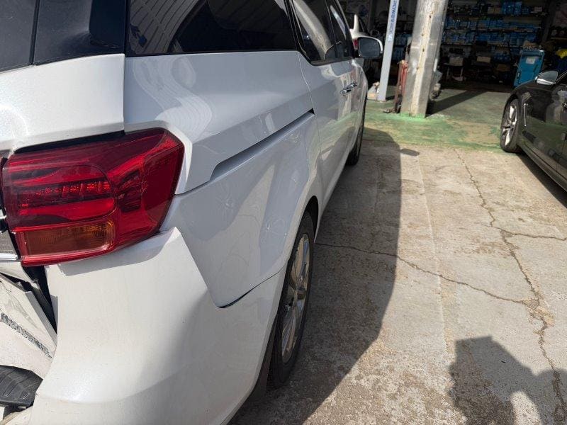 2019 Kia The New Carnival Diesel (603935) pre-producted 3
