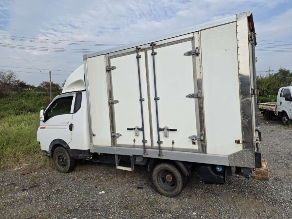 2020 Hyundai Porter II 1.0-Ton Super Cab (CRDi) (721664) pre-producted 5