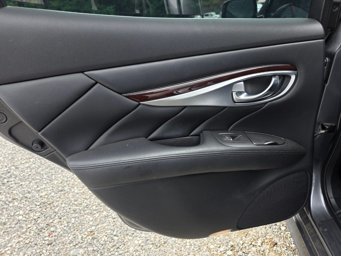 2016 Infiniti  Q70 3.7 (S/N: 580214) 25