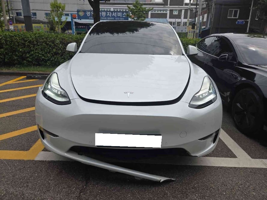 2022 Tesla Model Y Long Range (S/N: 497285) [RB Auction]