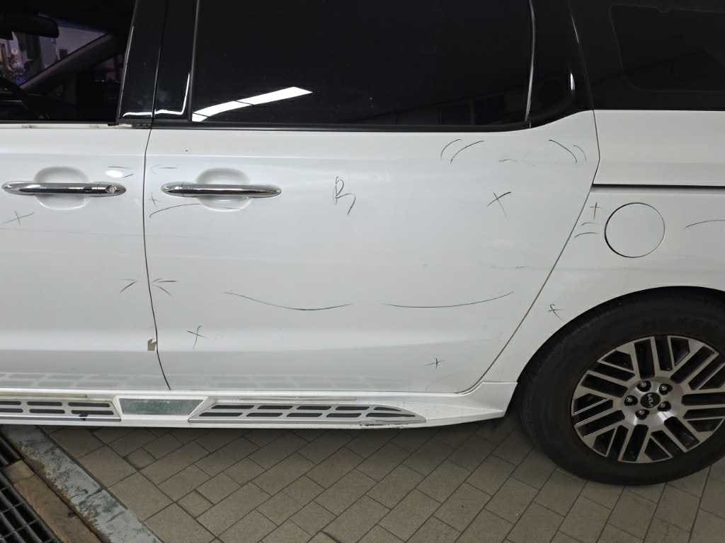 2018 Kia All-New Carnival Diesel (353600) pre-producted 12