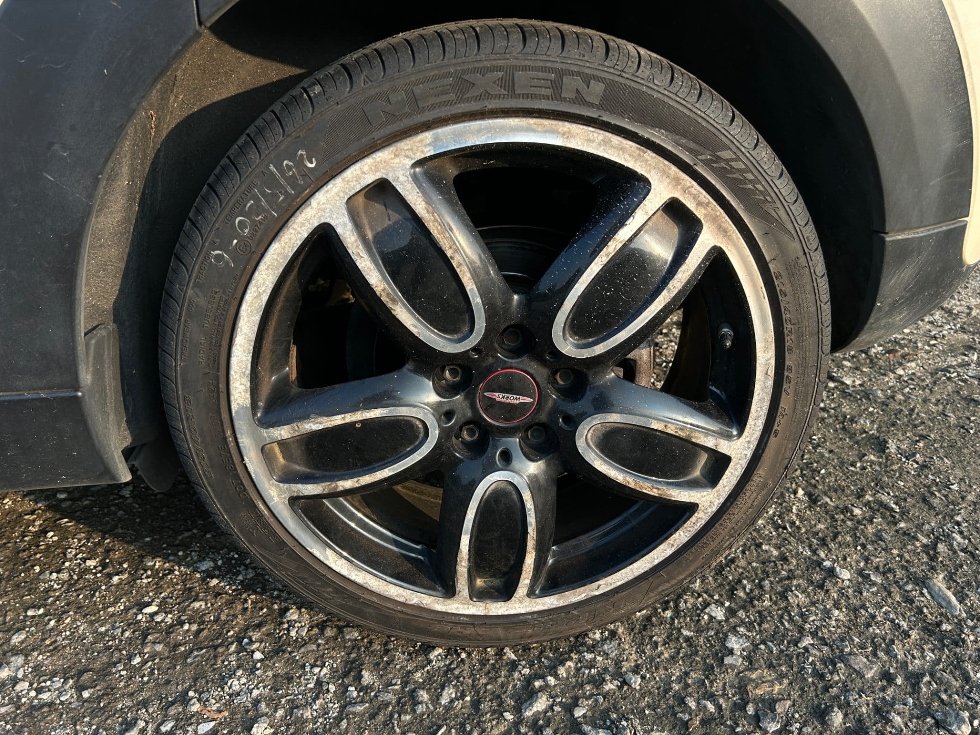 2015 Mini Cooper 5-door (S/N: B05592) 20