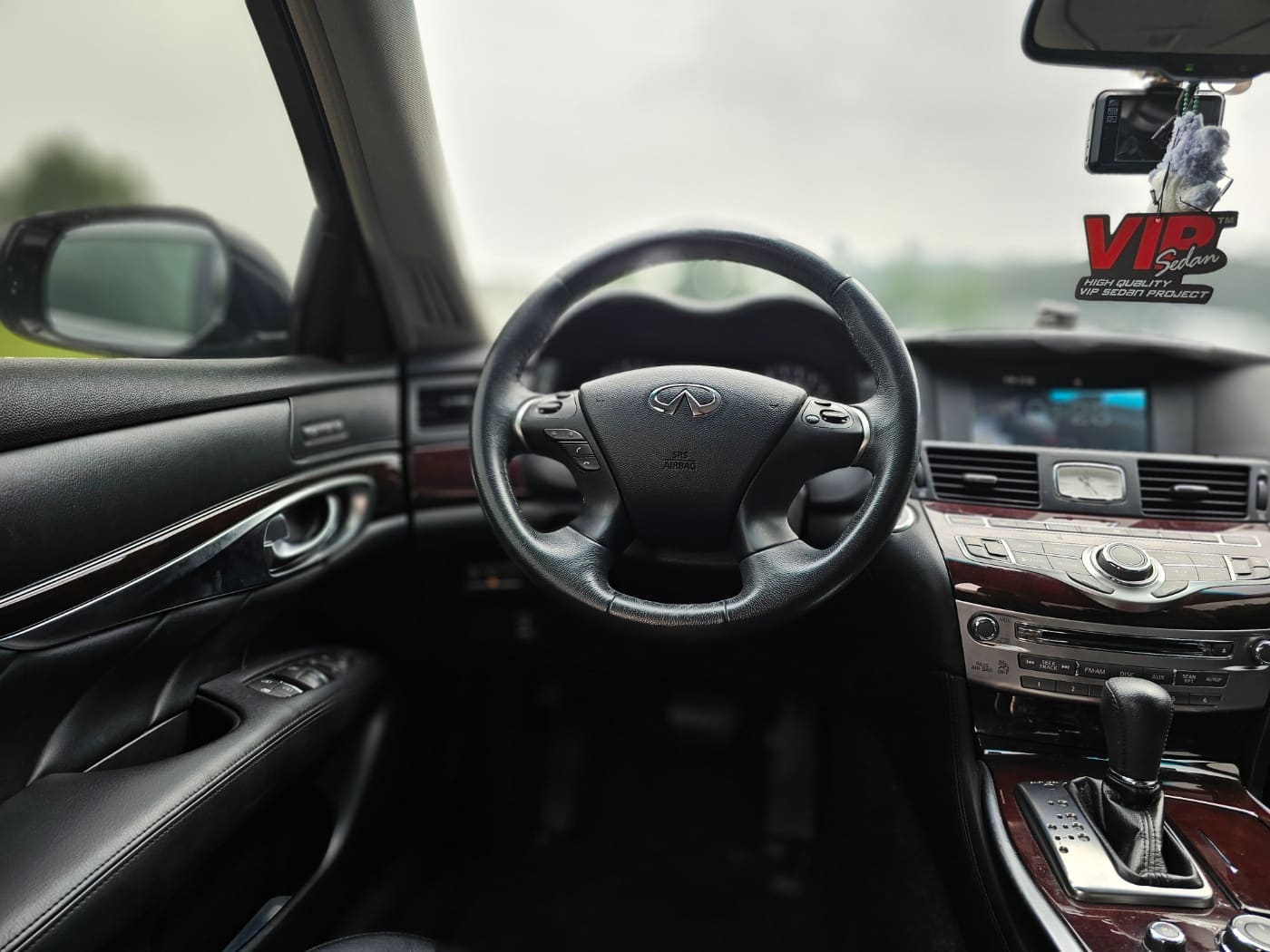 2016 Infiniti Q70 3.7 (S/N: 580214) 33