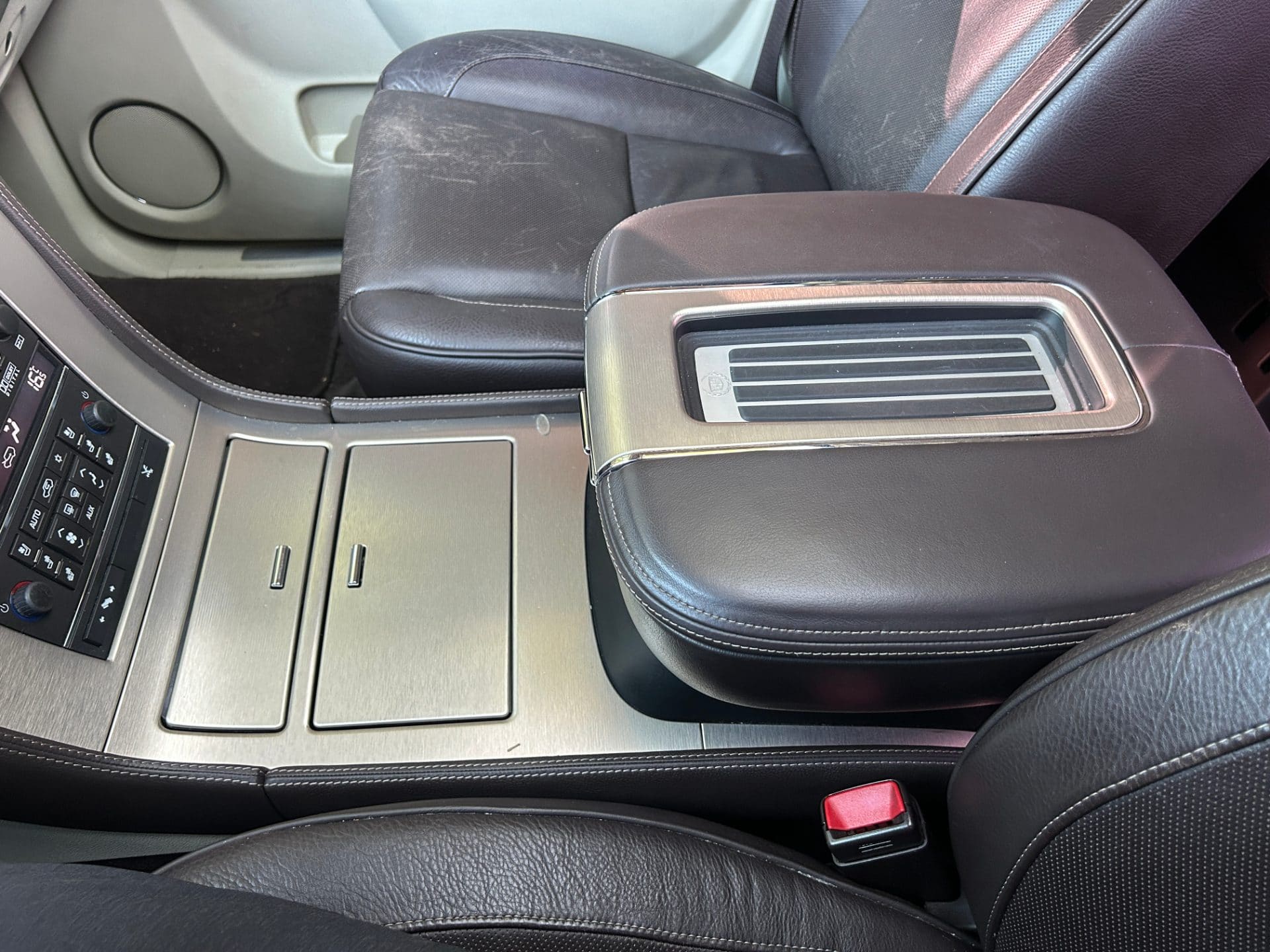 2011 Cadillac Escalade 6.2 (S/N: 281014) 62