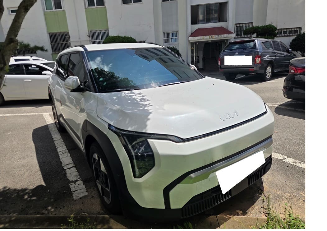 2027 Kia EV3 Long Range (S/N: 178782) [RB Auction]