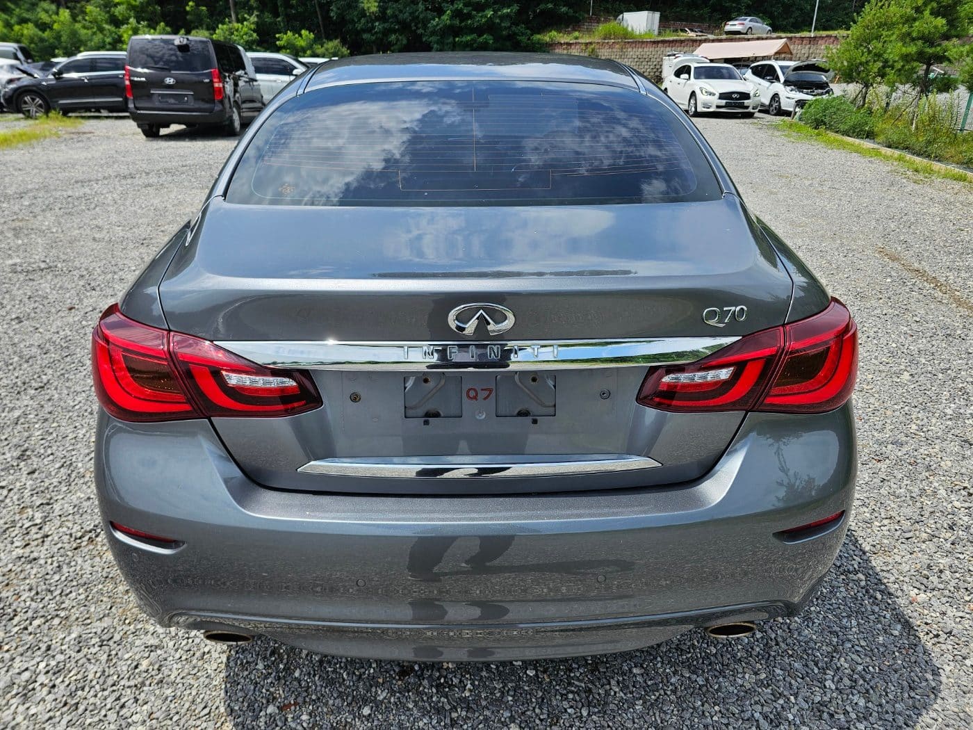 2016 Infiniti Q70 3.7 (S/N: 580157) 5