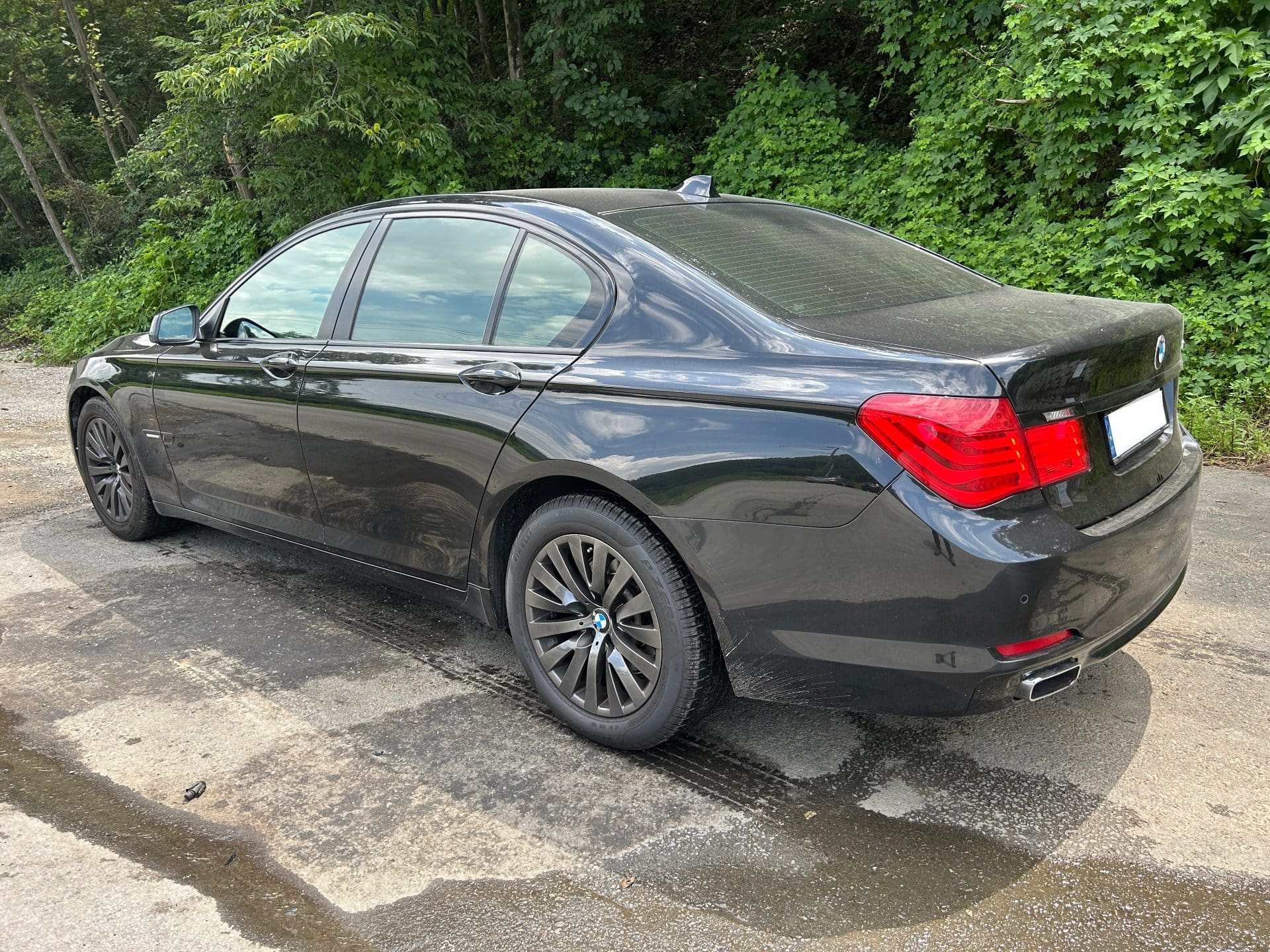 2010 BMW 7 Series (F01) 740 i (S/N: 367883) 6