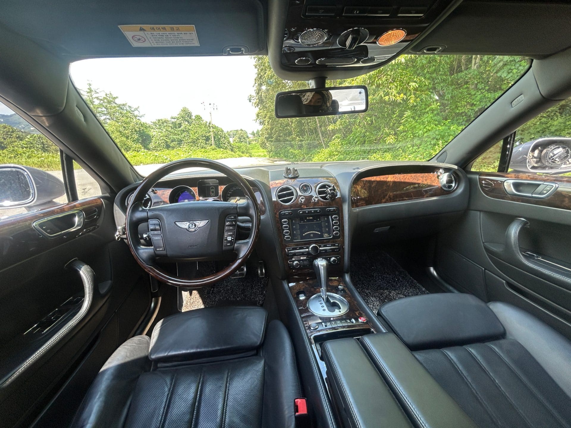 2007 Bentley Continental Flying Spur (S/N: 049897) 53