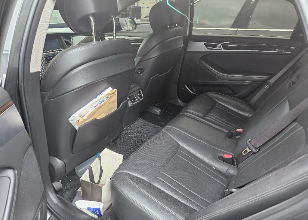 2018 Genesis G80 2.2D AWD Luxury (279432) pre-producted 9