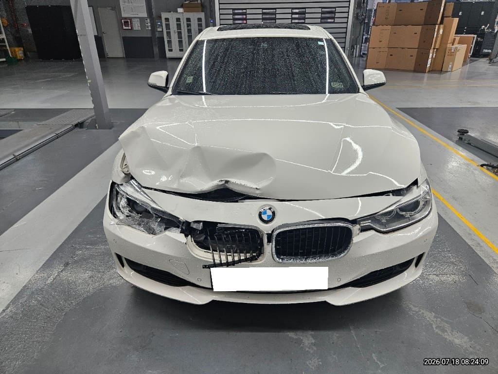 2015 BMW 3 Series (F30) 320d (471852) pre-producted