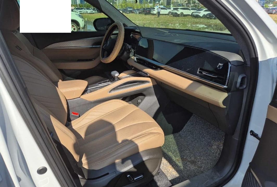 2025 Renault Gran Koleos E-Tech Hybrid (024075) pre-producted 5